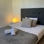 Fabuloso Apartamento Residencial Guadalmar Beach - Piscina Comunitaria